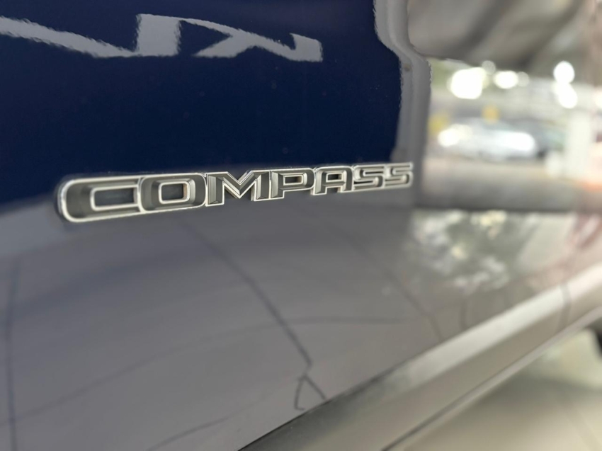 jeep compass 1.3 t270 turbo flex longitude at6 gasolina 4p automatico 202211