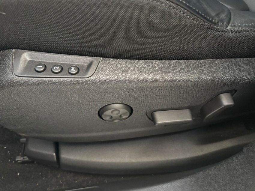 peugeot 3008 1.6 16v thp gasolina griffe automatico 4p 202217