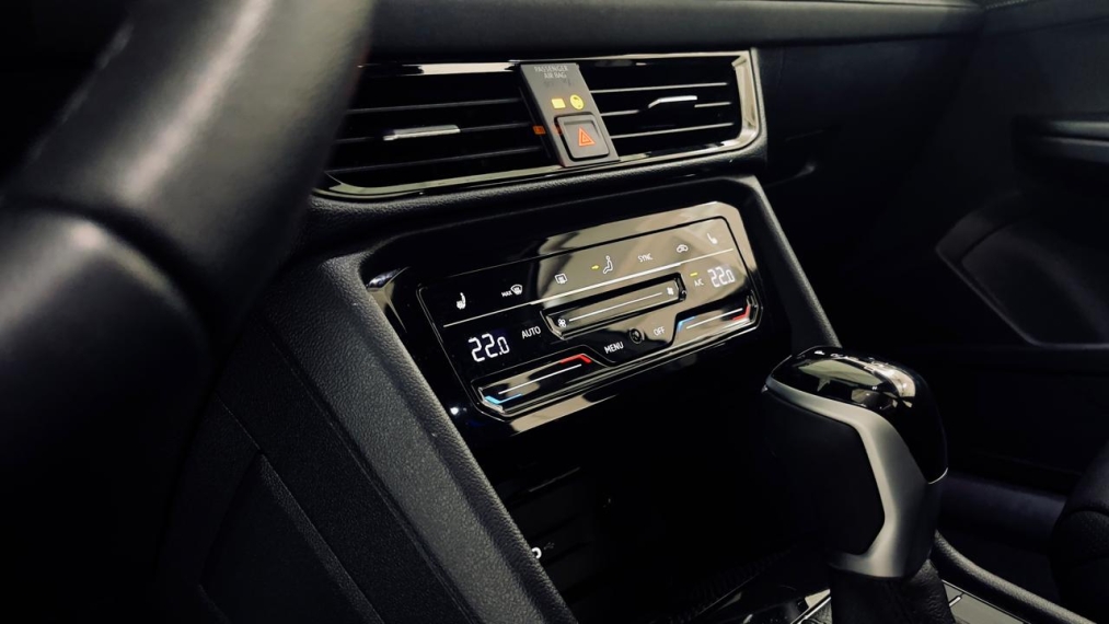 volkswagen taos 1.4 250 tsi total flex highline automatico 4p 202419