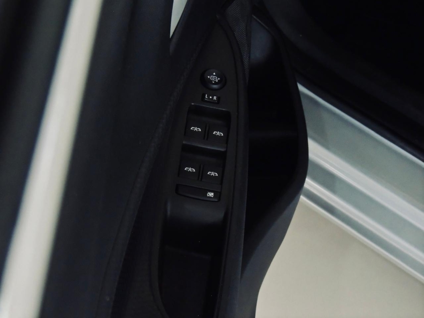 chevrolet onix 1.0 turbo flex plus lt automatico 4p 202221