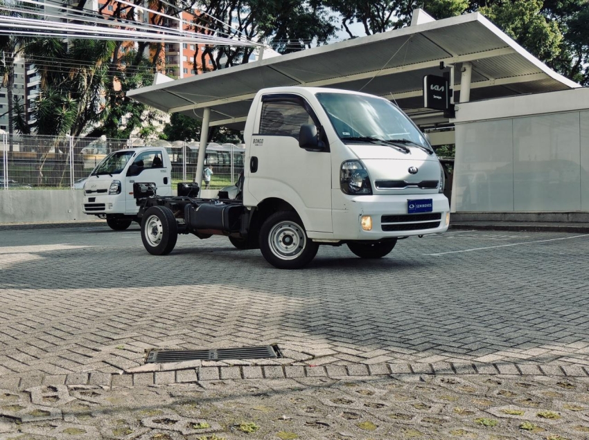 kia bongo k2500 diesel 2p manual 2020