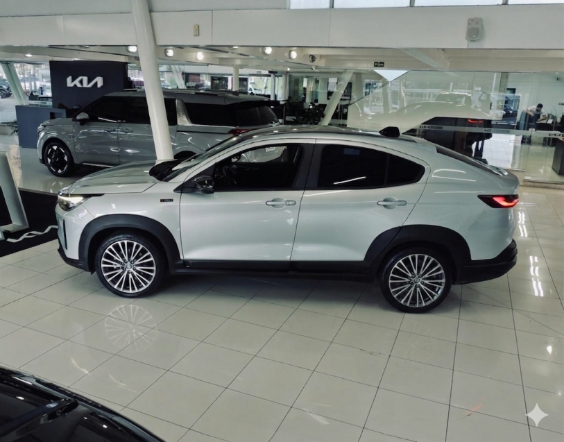 fiat fastback 1.3 turbo 270 flex limited edition at6 4p automatico 20243