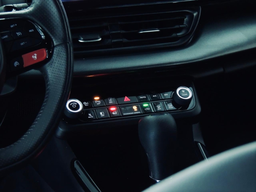 fiat fastback 1.3 turbo 270 flex limited edition at6 4p automatico 202316