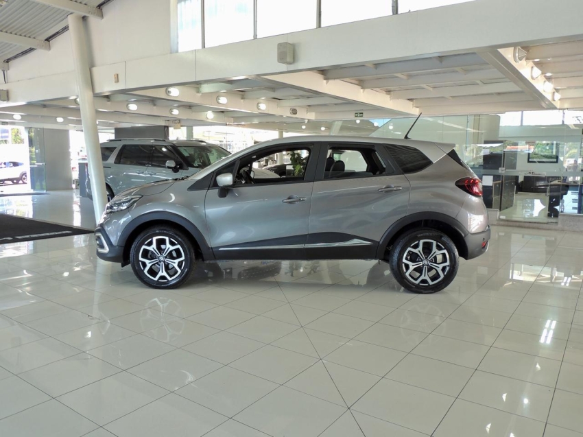 renault captur 1.3 tce flex iconic x-tronic 4p automatico 20228