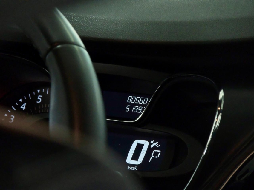 renault captur 1.3 tce flex iconic x-tronic 4p automatico 202217