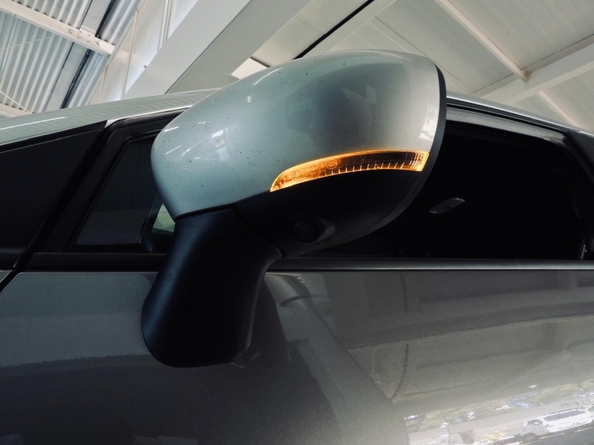 renault captur 1.3 tce flex iconic x-tronic 4p automatico 202214