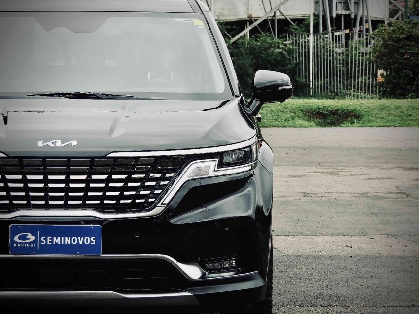 kia carnival 3.5 v6 gasolina ex automatico 4p 20223