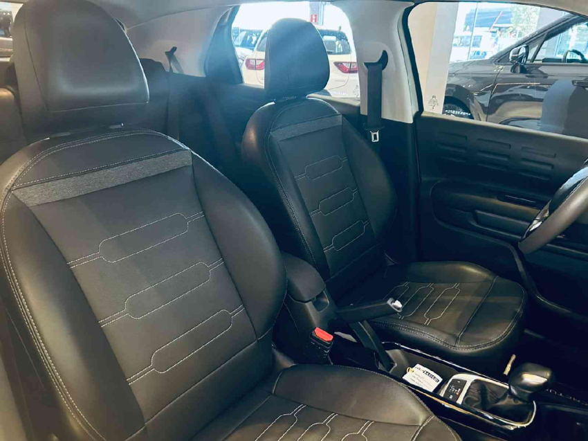 citroen c4 cactus 1.6 thp flex shine pack eat6 4p automatico 202313