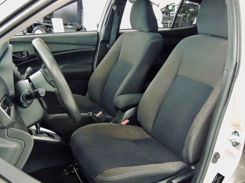 toyota yaris 1.3 16v flex xl multidrive 4p automatico 202018