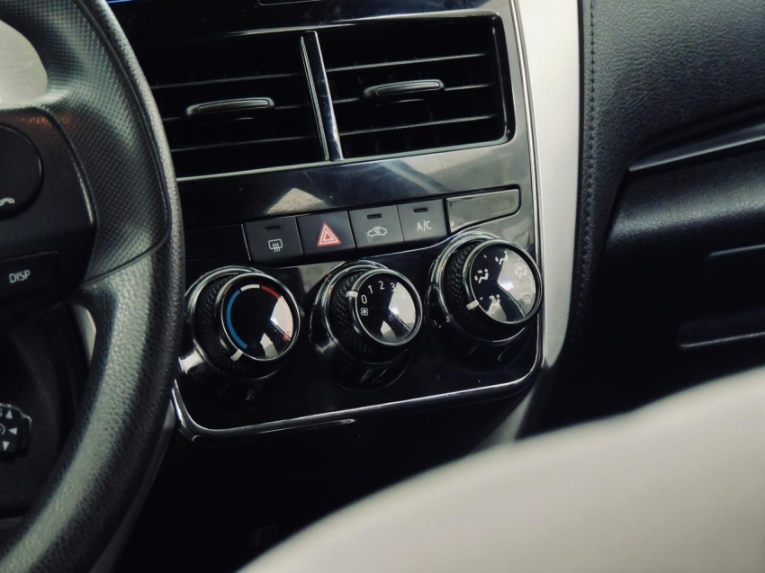 toyota yaris 1.3 16v flex xl multidrive 4p automatico 202016