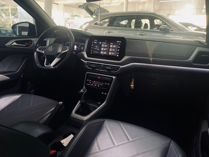 volkswagen t-cross 1.0 200 tsi total flex comfortline automatico 4p 202515