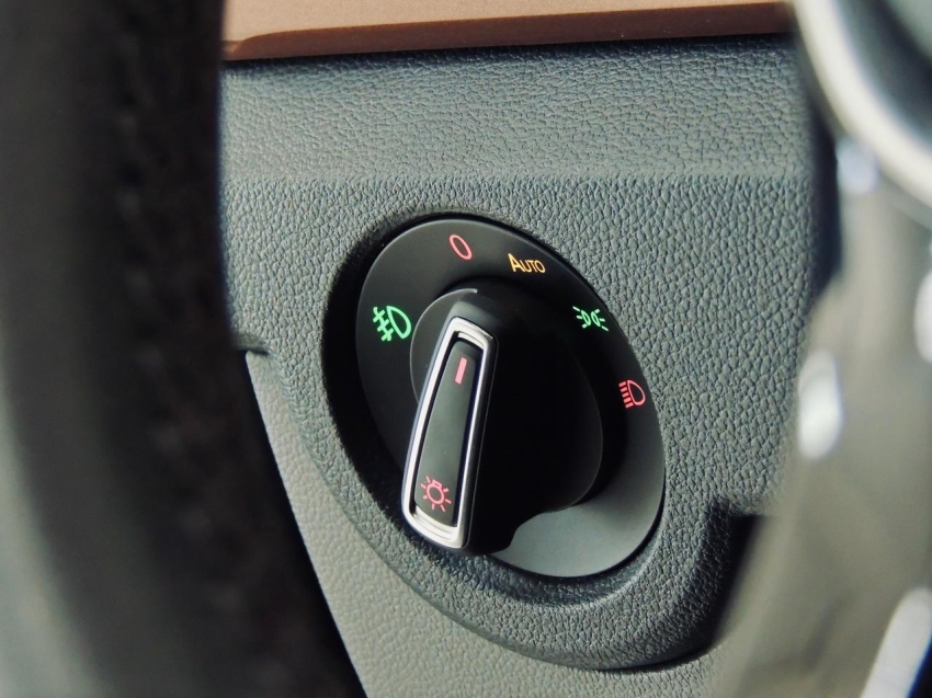 volkswagen t-cross 1.0 200 tsi total flex comfortline automatico 4p 202024