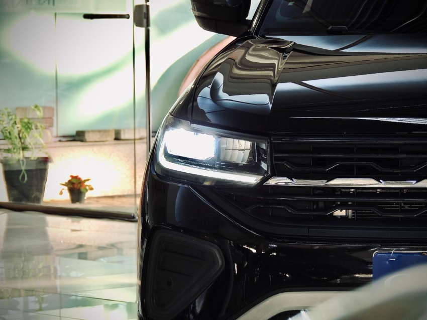 volkswagen t-cross 1.0 200 tsi total flex comfortline automatico 4p 20253