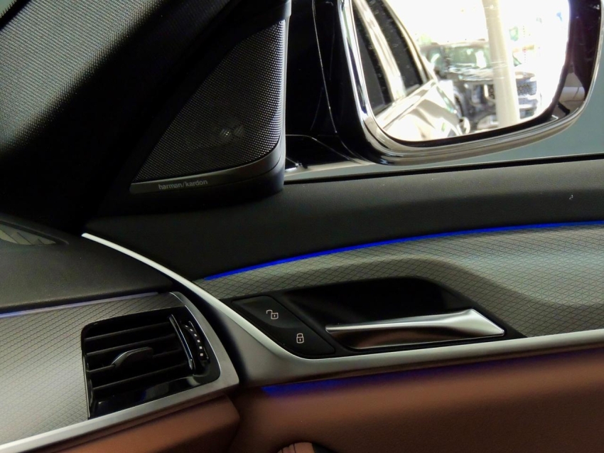 bmw 530e 2.0 16v twinpower hibrido m sport automatico 4p 202032