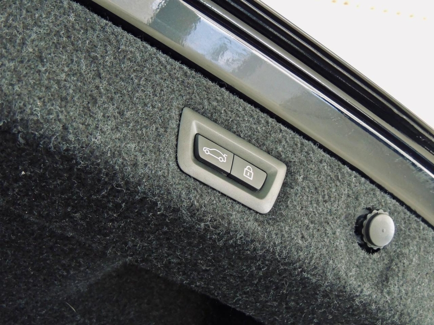 bmw 530e 2.0 16v twinpower hibrido m sport automatico 4p 202019