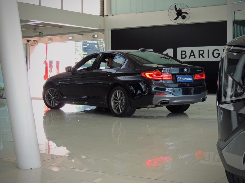 bmw 530e 2.0 16v twinpower hibrido m sport automatico 4p 202013