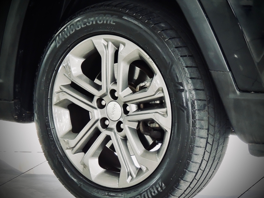 jeep compass 1.3 t270 turbo flex longitude at6 4p automatico 20242