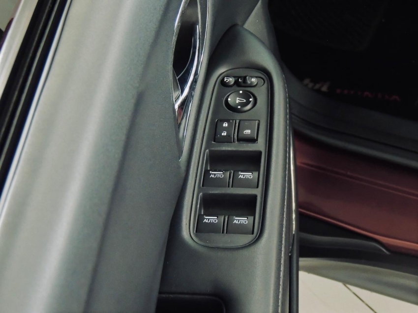 honda hr-v 1.8 16v flex touring 4p automatico 201824