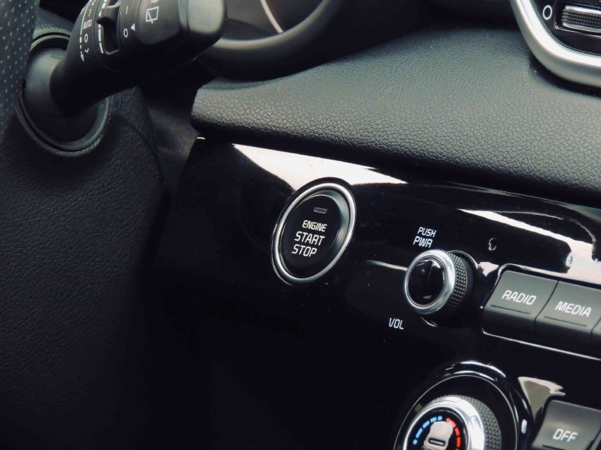 kia sportage 2.0 flex 202014