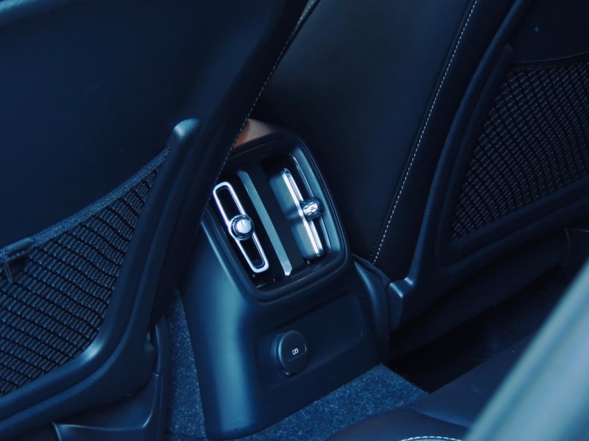 volvo xc40 1.5 t5 recharge inscription expression geartronic hibrido 4p automatico 202223