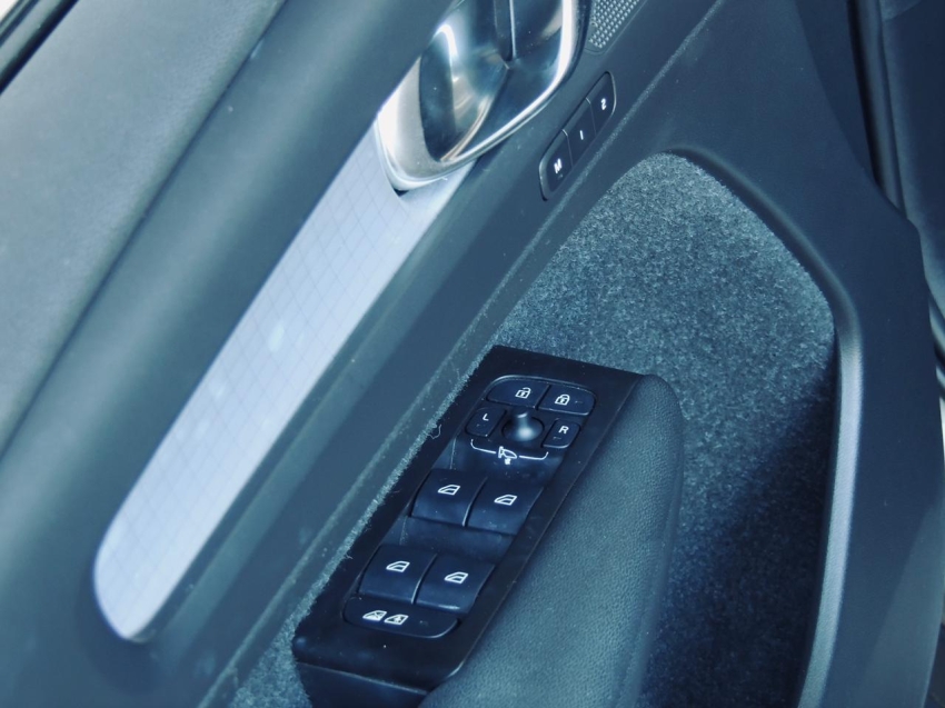 volvo xc40 1.5 t5 recharge inscription expression geartronic hibrido 4p automatico 202225