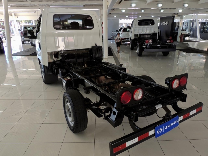 kia bongo 2.5 diesel 20235