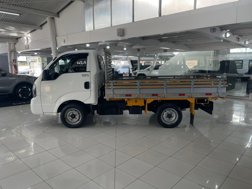 kia bongo 2.5 diesel 20233