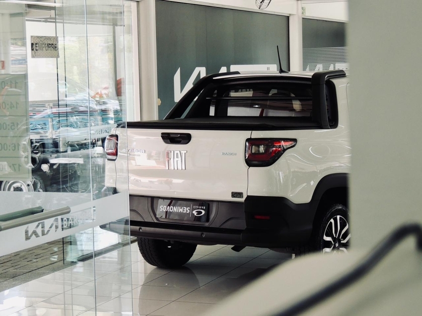 fiat strada 1.0 turbo 200 flex ranch cd cvt 4p automatico 202613