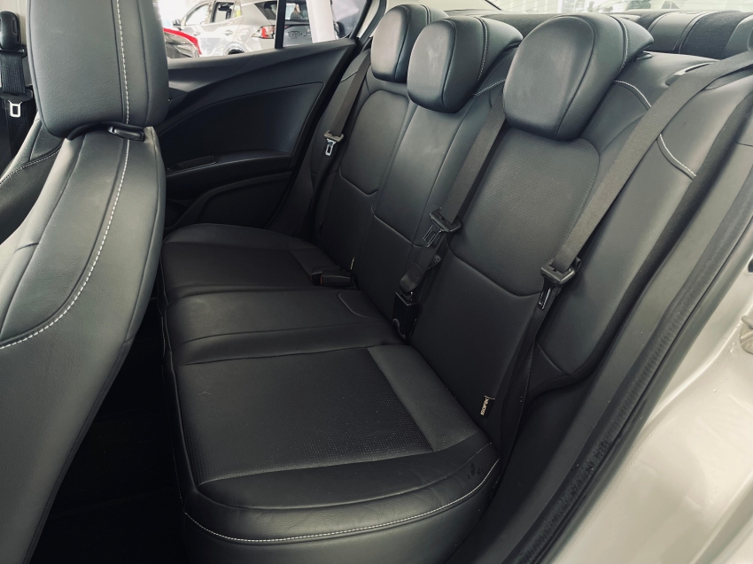 fiat cronos 1.8 e.torq flex precision at6 4p automatico 201923