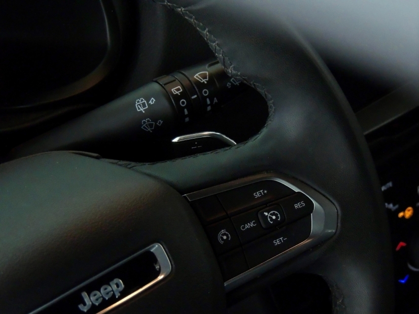 jeep renegade 1.3 t270 turbo flex s 4x4 at9 4p automatico 202313