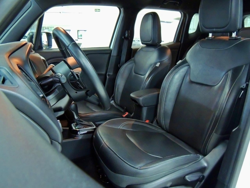 jeep renegade 1.3 t270 turbo flex s 4x4 at9 4p automatico 202323