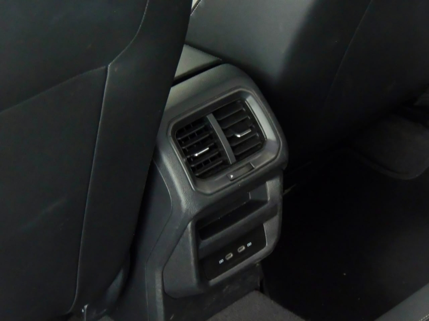 volkswagen taos 1.4 250 tsi total flex comfortline automatico 4p 202421