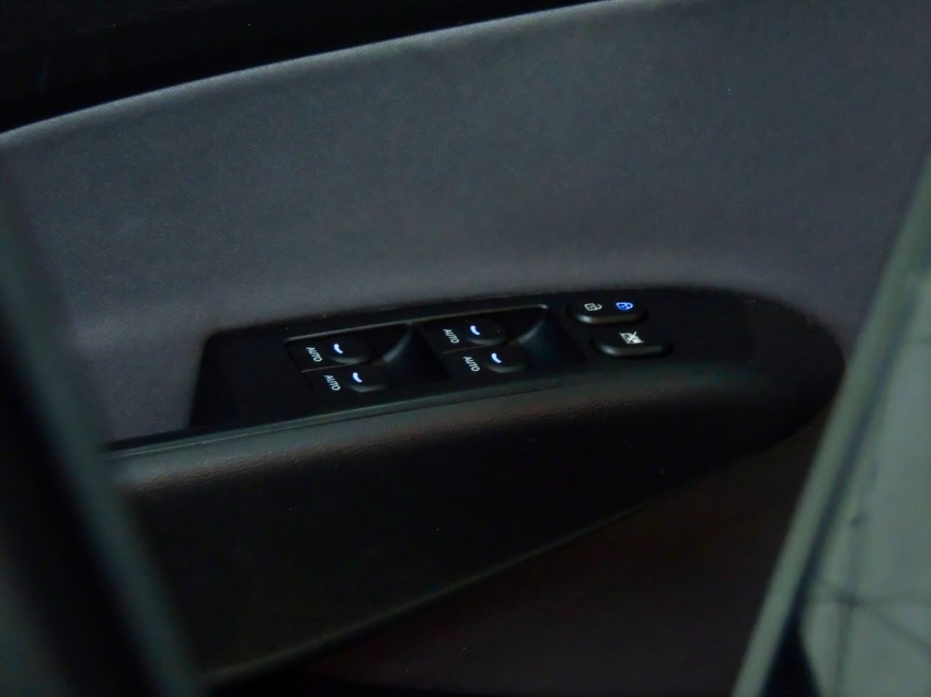 hb20 1.6 premium automatico impecavel (apenas 30.000 mil km rodados)26