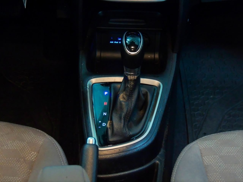 hb20 1.6 premium automatico impecavel (apenas 30.000 mil km rodados)22