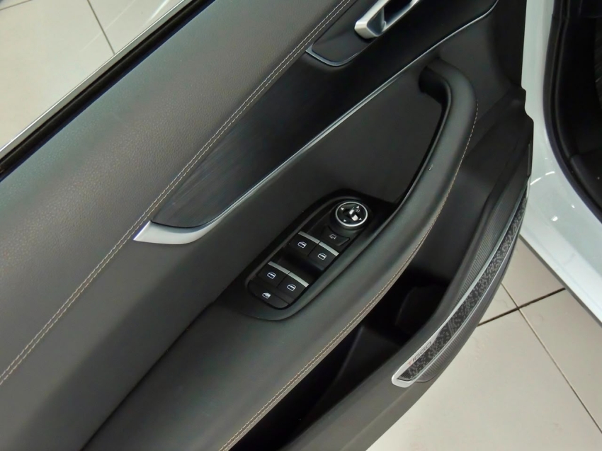 caoa chery tiggo 8 1.6 tgdi txs max drive automatico 2024 (apenas 27.000 mil km rodados - 7 lugar)28