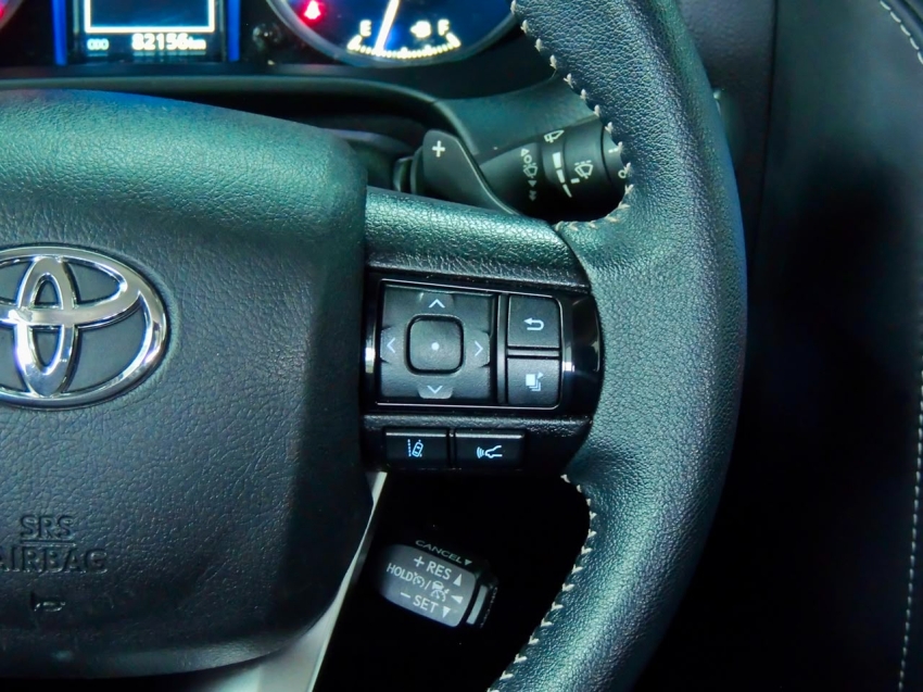 toyota hilux sw4 2.8 d-4d turbo diesel srx 4x4 automatico 4p 202320