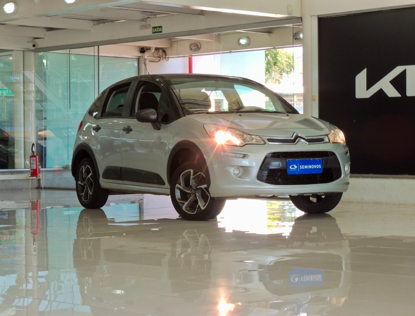 citroen c3 1.2 pure tech flex urban trail manual 4p 20190