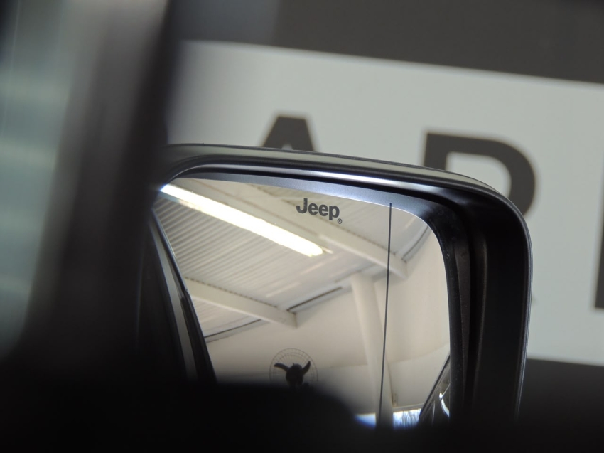 jeep renegade 1.3 t270 turbo flex longitude at6 4p automatico 202230