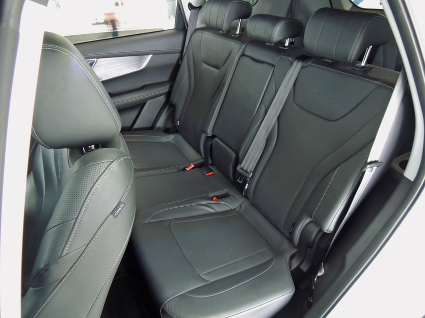 caoa chery tiggo 8 1.6 tgdi gasolina txs max drive dct 4p automatico 202433