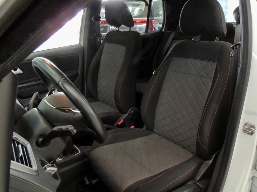 volkswagen fox 1.6 flex 202223