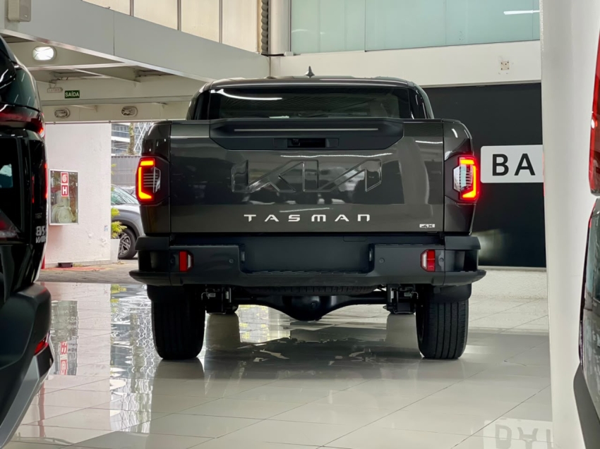 kia tasman 2.2 turbo diesel gl 4x4 automatico flex 4p 202711