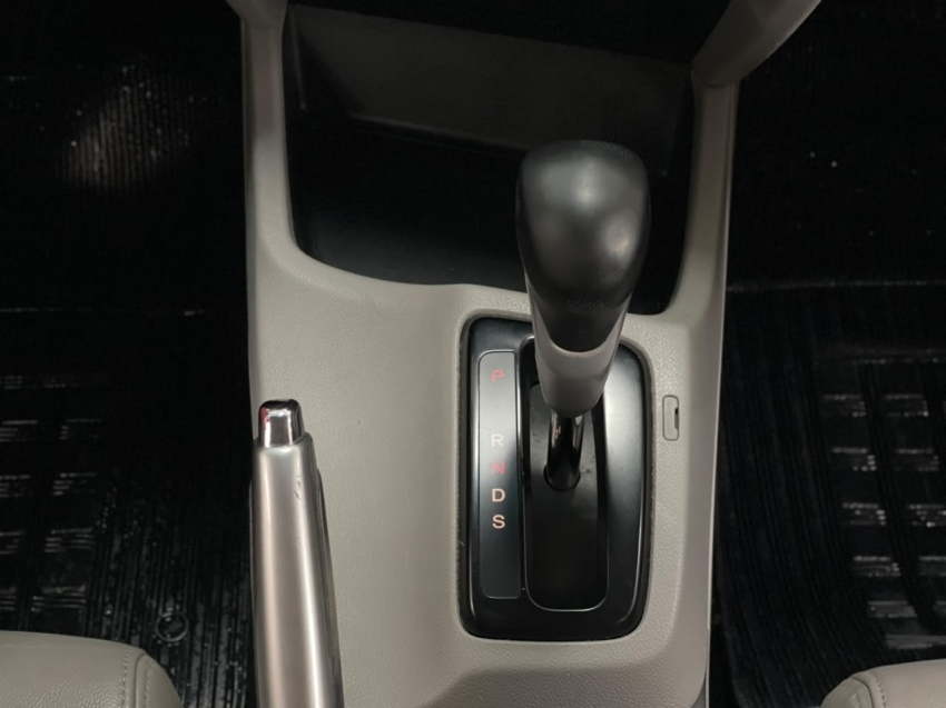 honda civic 2.0 lxr 16v flex 4p automatico 201518