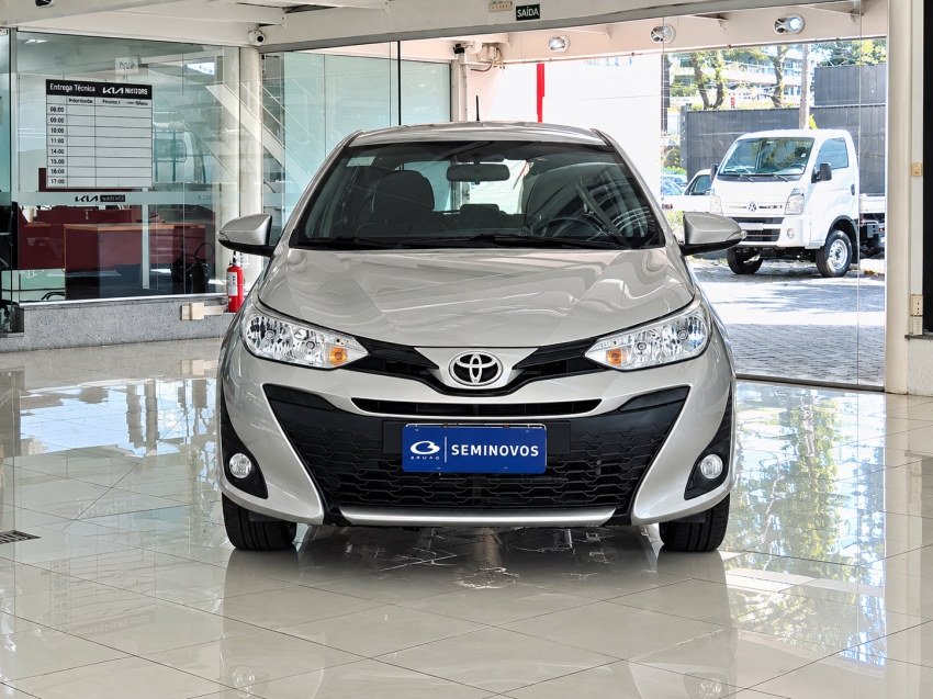 toyota yaris 1.5 16v flex xl multidrive 4p automatico 20251