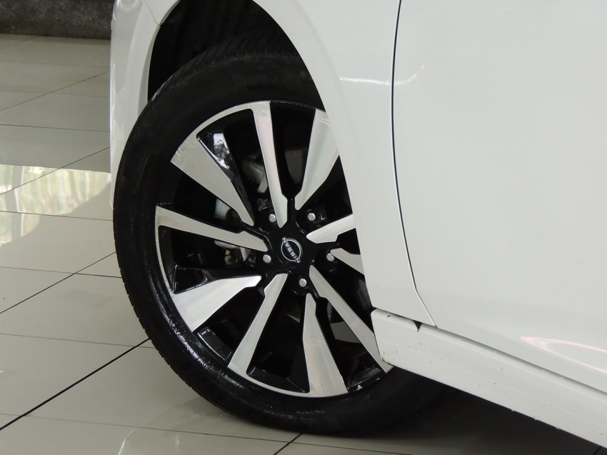 nissan sentra 2.0 gasolina automatico 20256