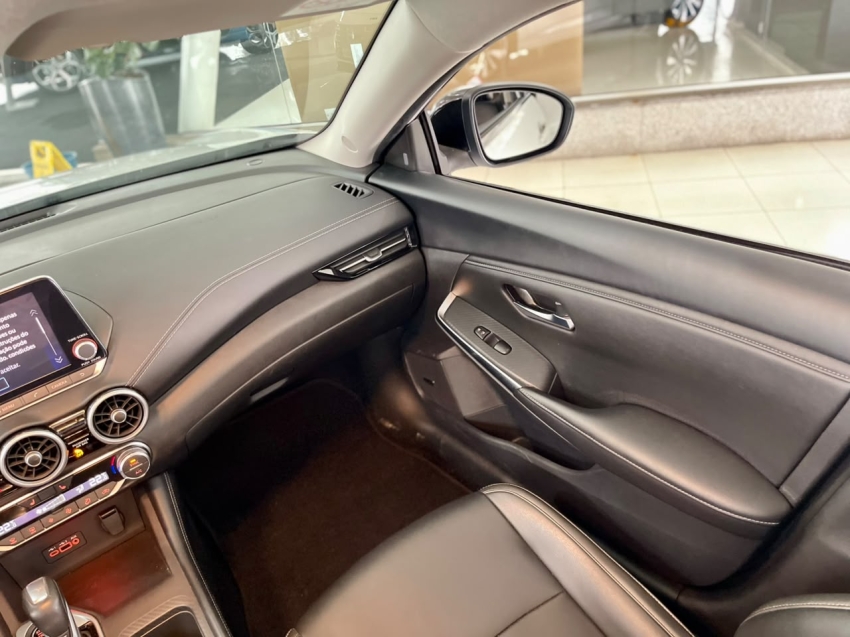 nissan sentra 2.0 gasolina automatico 202524
