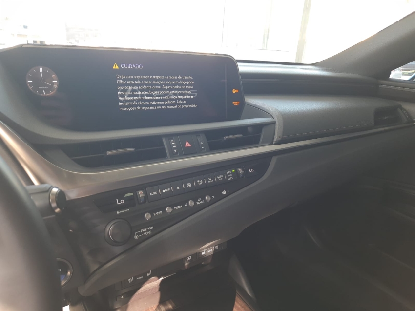 lexus es 300h 2.5 16v hibrido cvt 4p automatico 2019