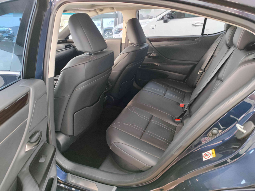 lexus es 300h 2.5 16v hibrido cvt 4p automatico 2019