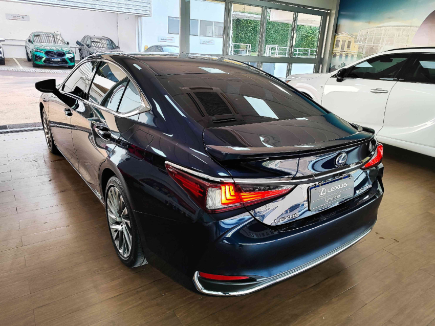 lexus es 300h 2.5 16v hibrido cvt 4p automatico 2019