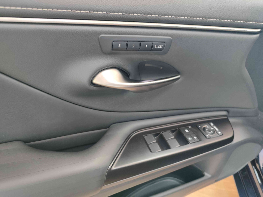 lexus es 300h 2.5 16v hibrido cvt 4p automatico 2019