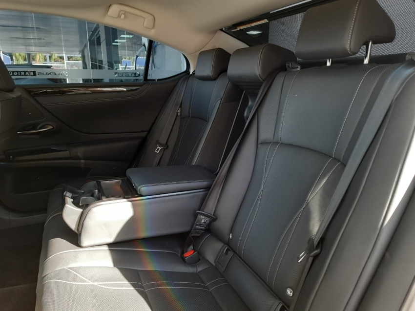 lexus es 300h 2.5 16v hibrido cvt 4p automatico 2019